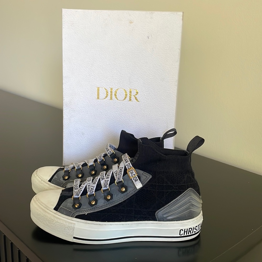 Christian Dior WALK’n’DIOR sneakers size 37 color NIOR excellent condition!
